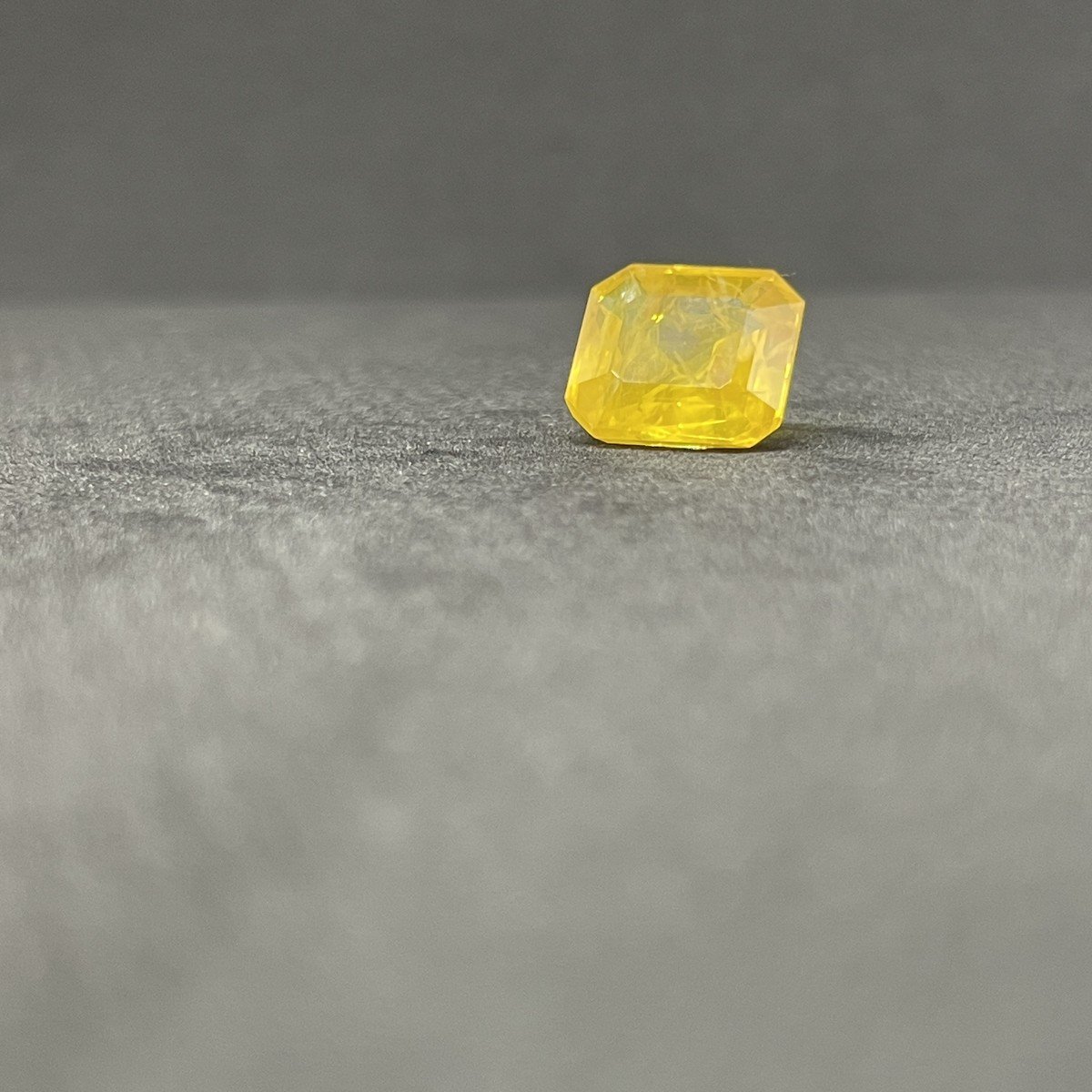 Natural Yellow Sapphire (Pukhraj) #03 Natural Yellow Sapphire (Pukhraj) #03