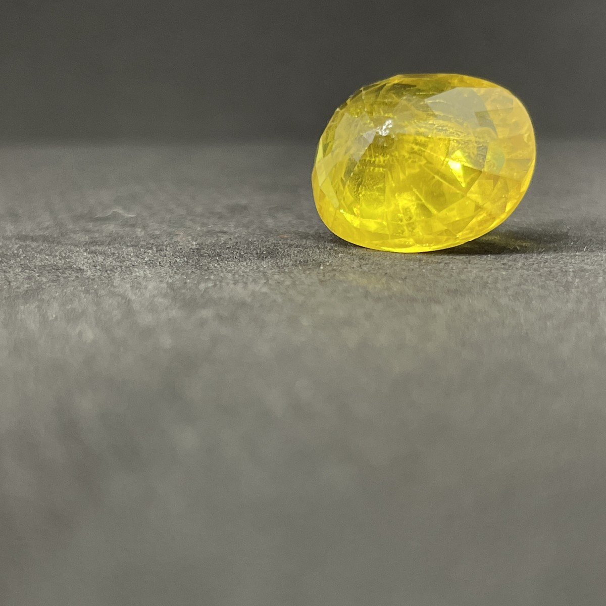 Natural Yellow Sapphire (Pukhraj) #05 Natural Yellow Sapphire (Pukhraj) #05
