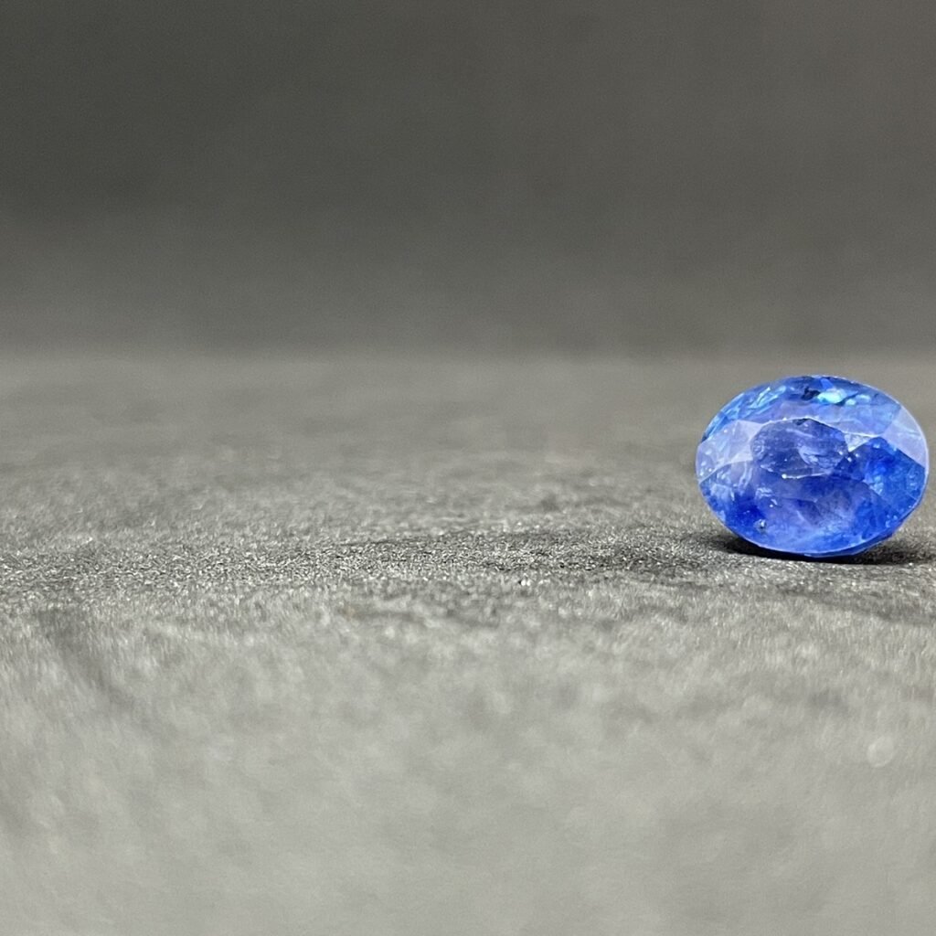 Natural Blue Sapphire - 4.83 Carats