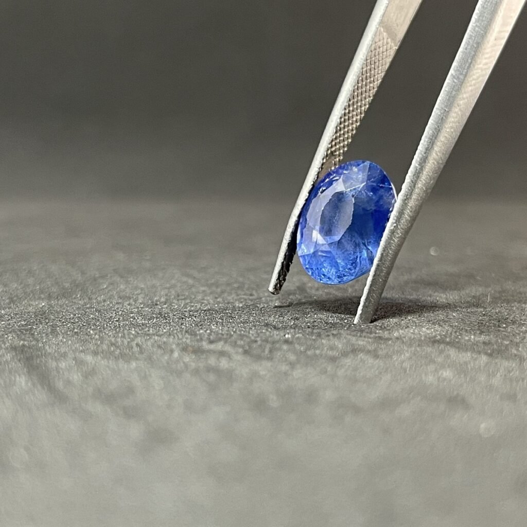 Natural Blue Sapphire - 4.83 Carats