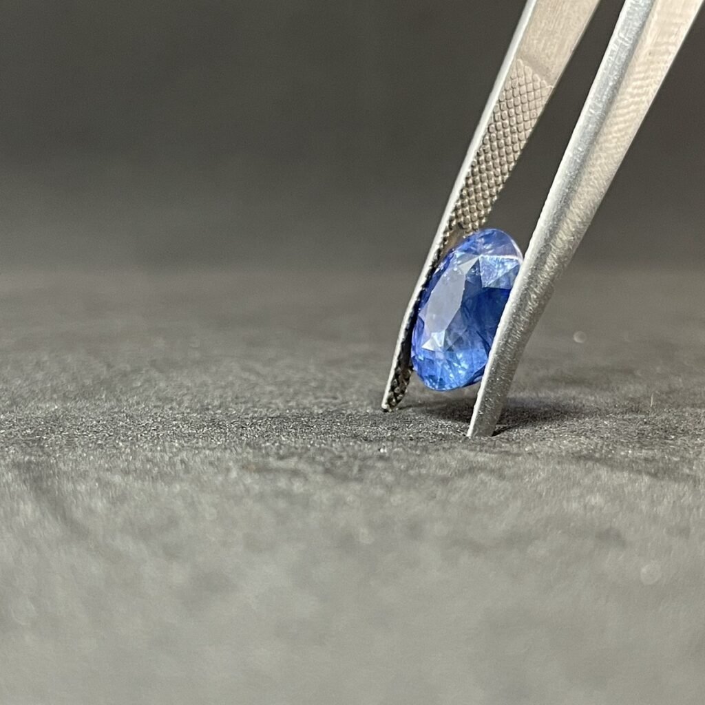 Natural Blue Sapphire - 4.83 Carats