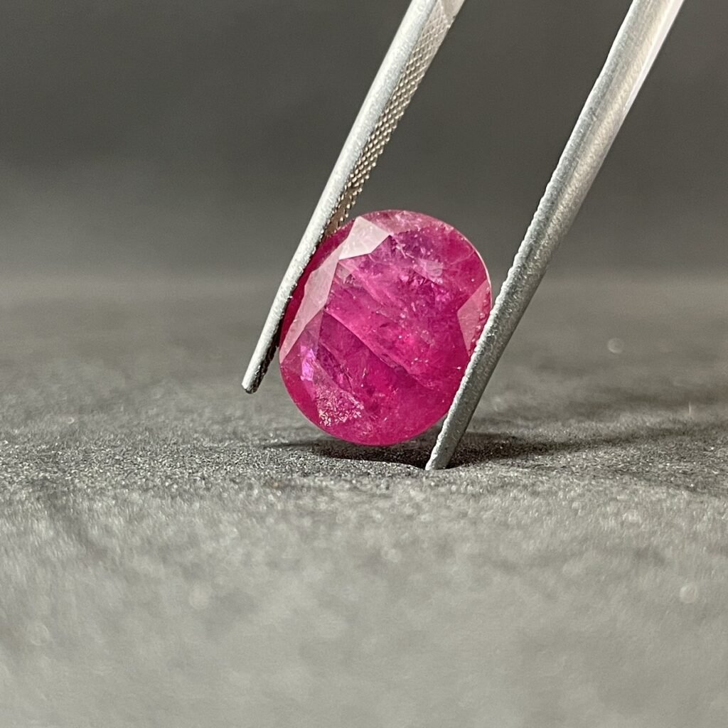 Natural Ruby - 6.71 Carats