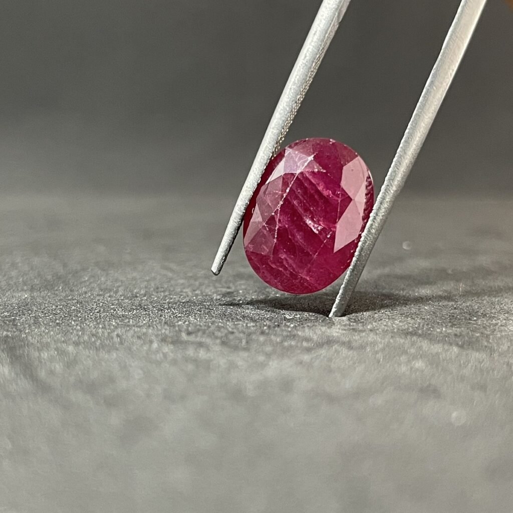 Natural Ruby - 9.04 Carats