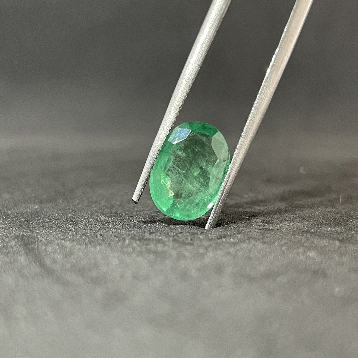 Natural Emerald (Panna) #02 Natural Emerald (Panna) #02