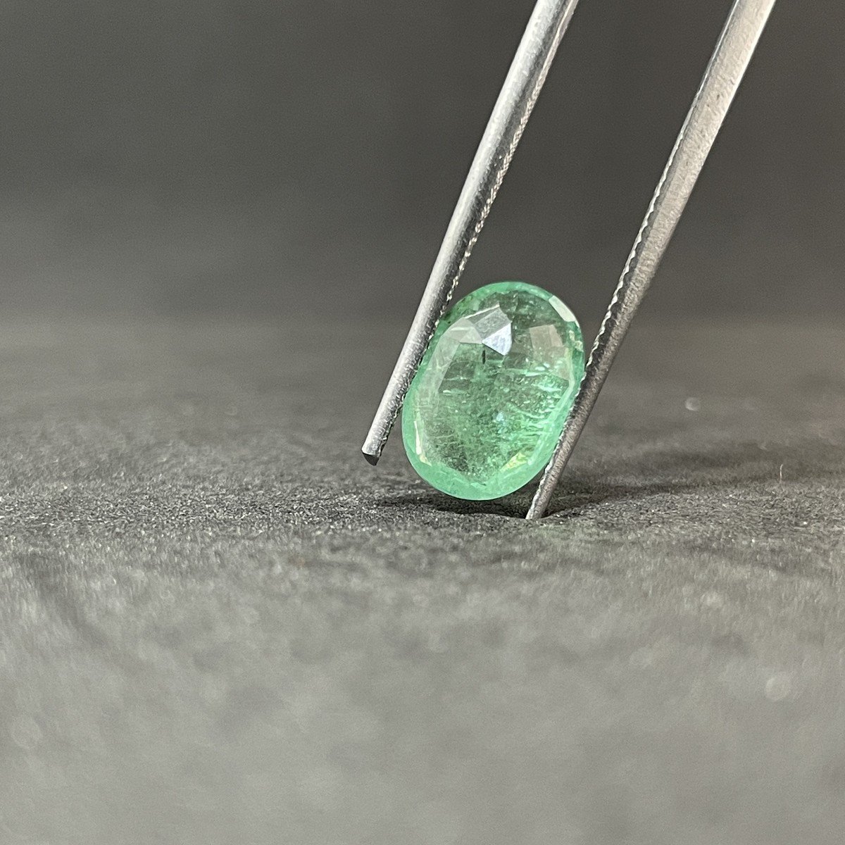 Natural Emerald (Panna) #02 Natural Emerald (Panna) #02