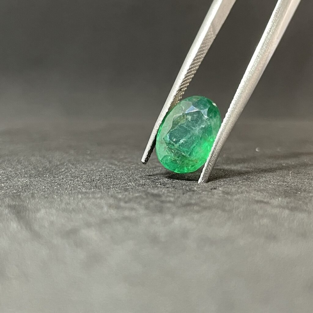Natural Emerald - 3.81 Carats