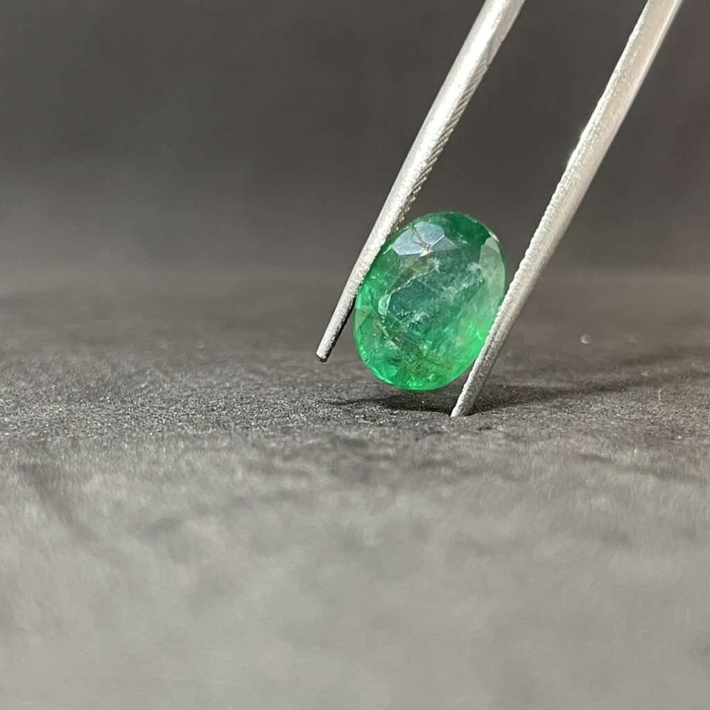 Natural Emerald - 3.81 Carats