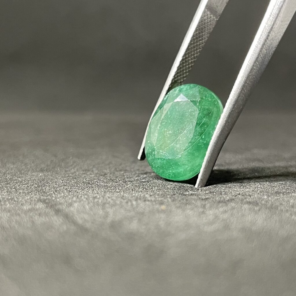 Natural Emerald - 7.07 Carats