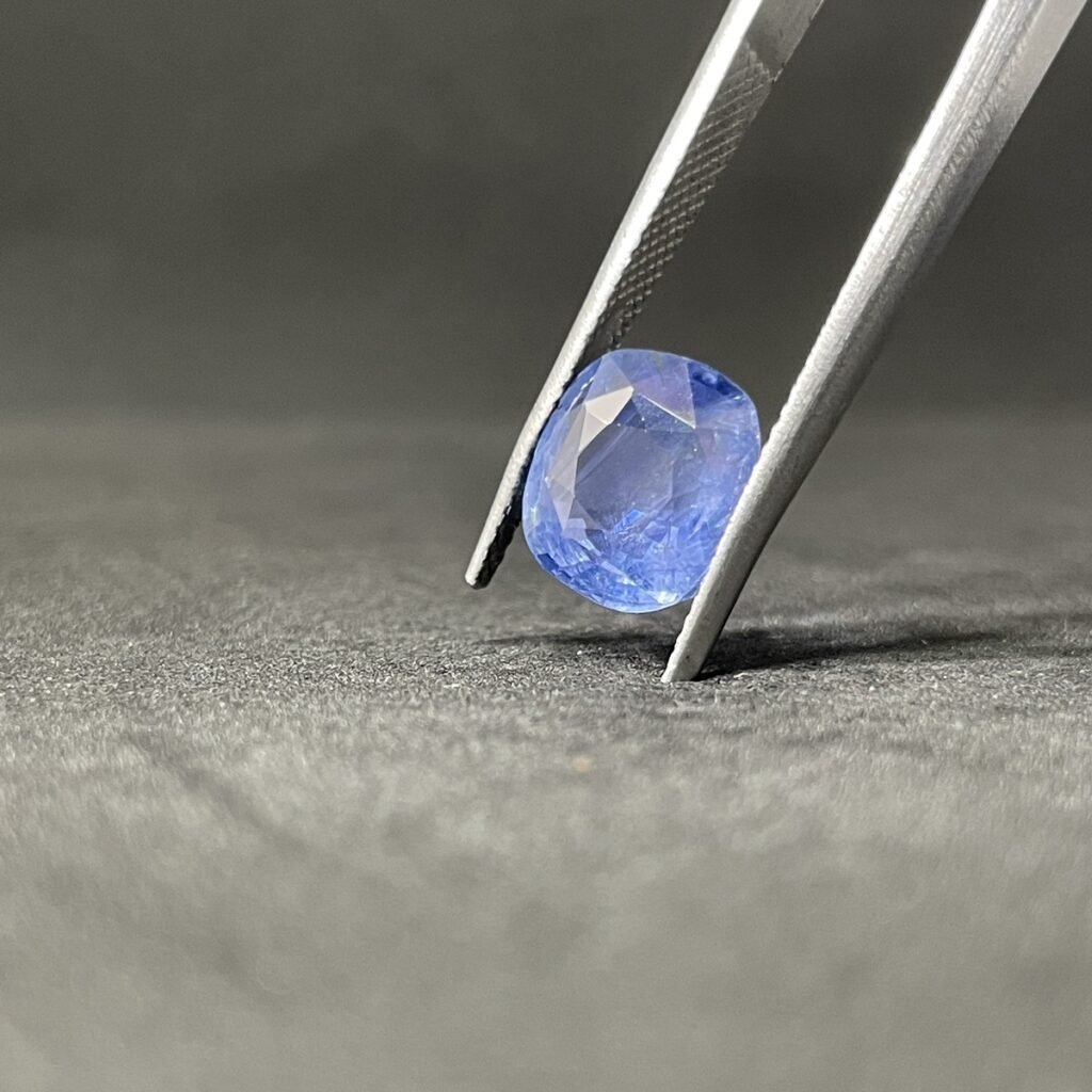 Natural Blue Sapphire - 5.46 Carats