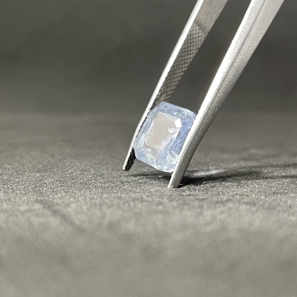Natural Blue Sapphire - 4.81 Carats