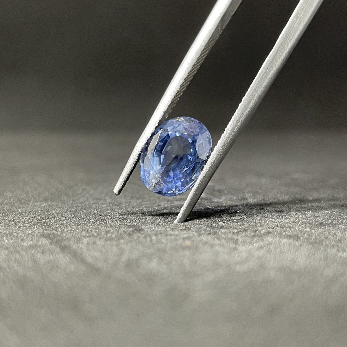 Natural Blue Sapphire – 4.04 Carats Natural Blue Sapphire - 4.04 Carats
