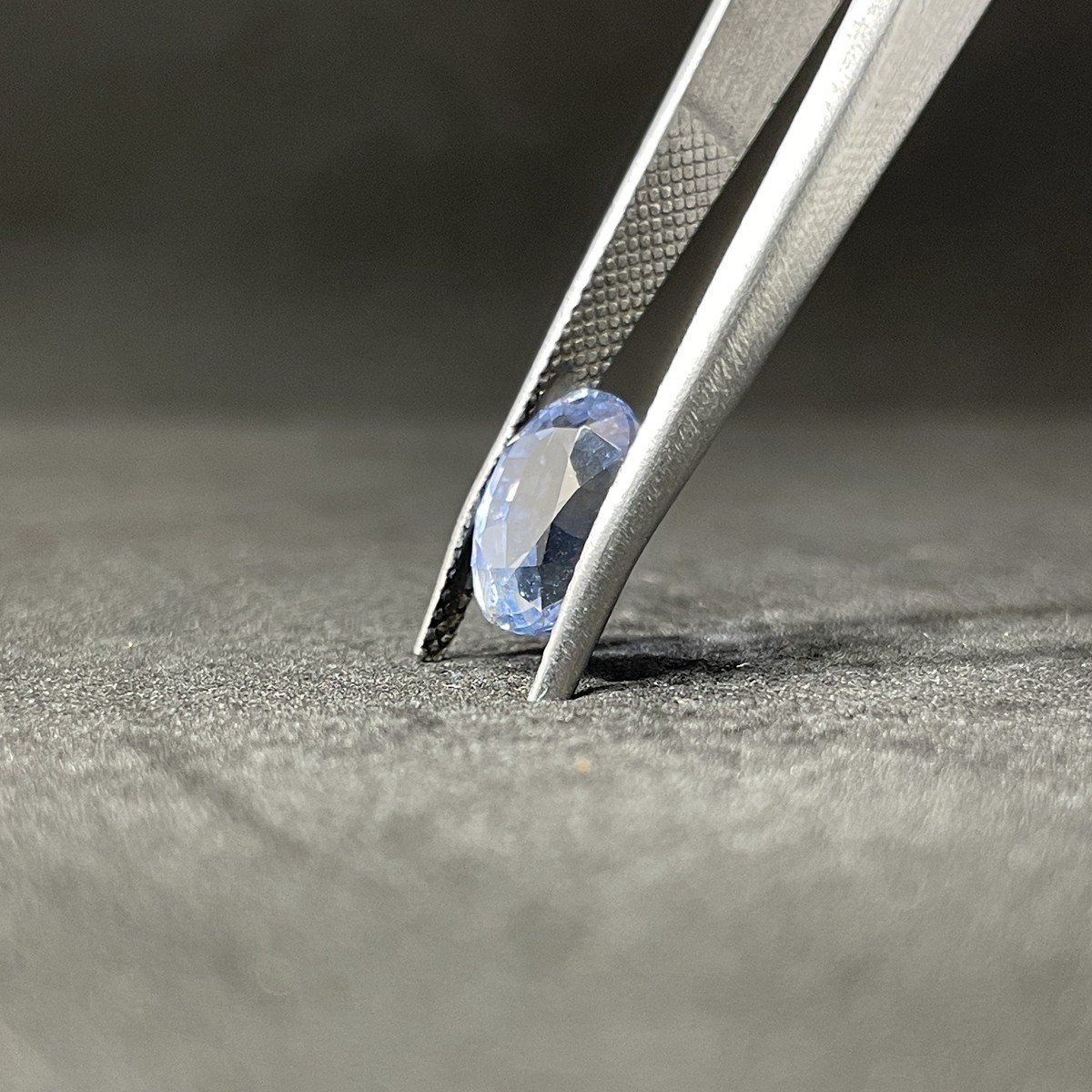 Natural Blue Sapphire – 4.04 Carats Natural Blue Sapphire - 4.04 Carats