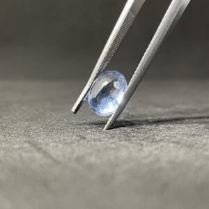 Natural Blue Sapphire - 4.04 Carats