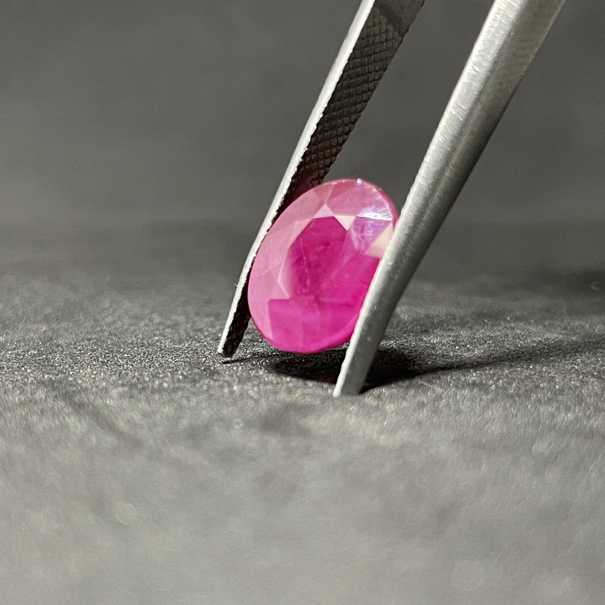Natural Ruby – 5.43 Carats Natural Ruby - 5.43 Carats