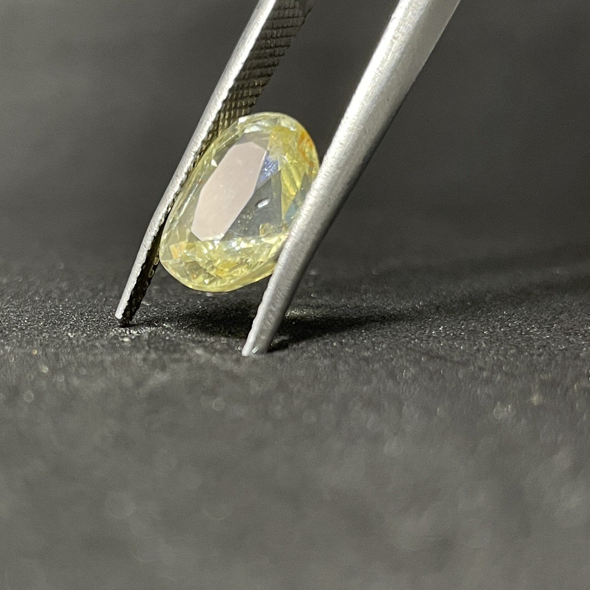 Natural Yellow Sapphire (Pukhraj) #21 Natural Yellow Sapphire (Pukhraj) #21