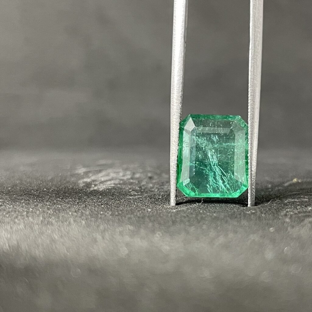 Natural Emerald - 5.03 Carats