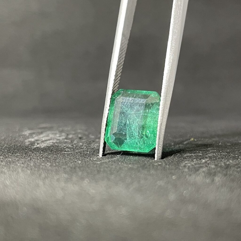 Natural Emerald - 5.03 Carats