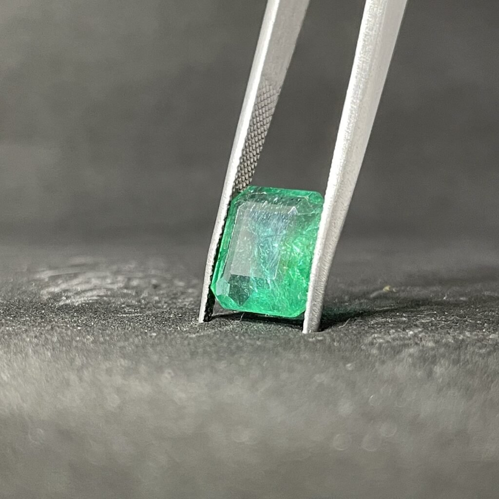 Natural Emerald - 5.03 Carats