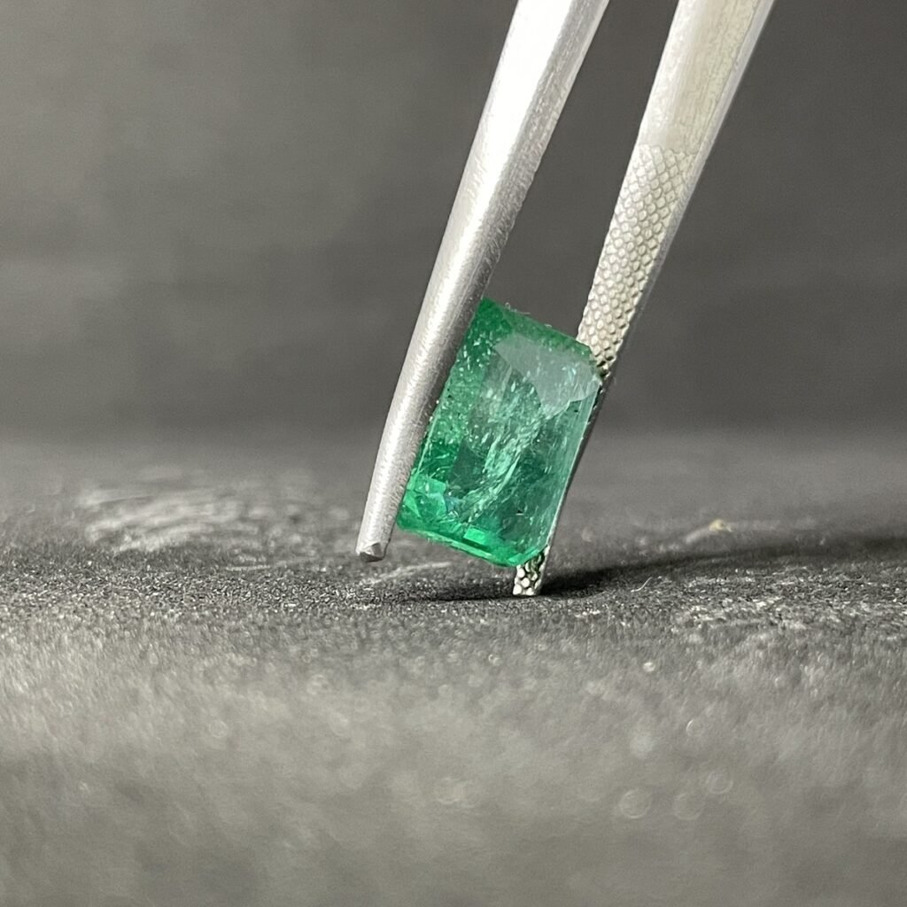 Natural Emerald - 5.03 Carats