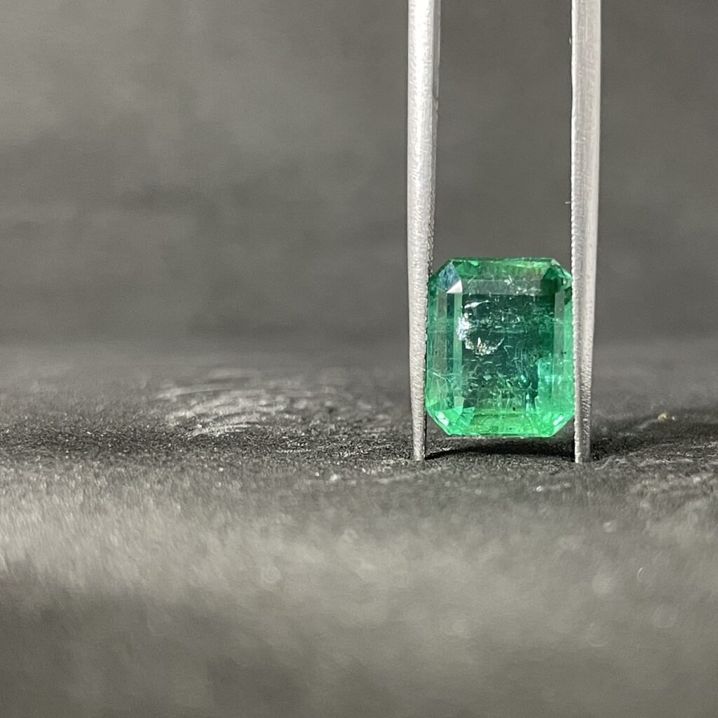 Natural Emerald - 4.93 Carats