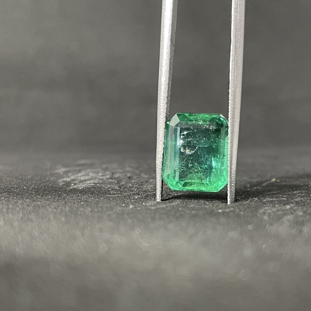 Natural Emerald - 4.93 Carats