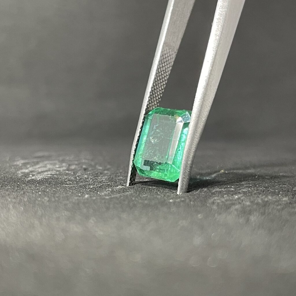 Natural Emerald - 4.93 Carats