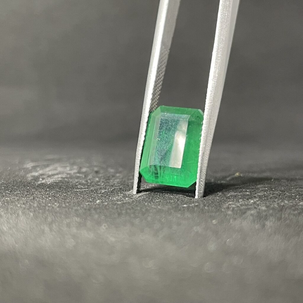 Natural Emerald - 5.46 Carats