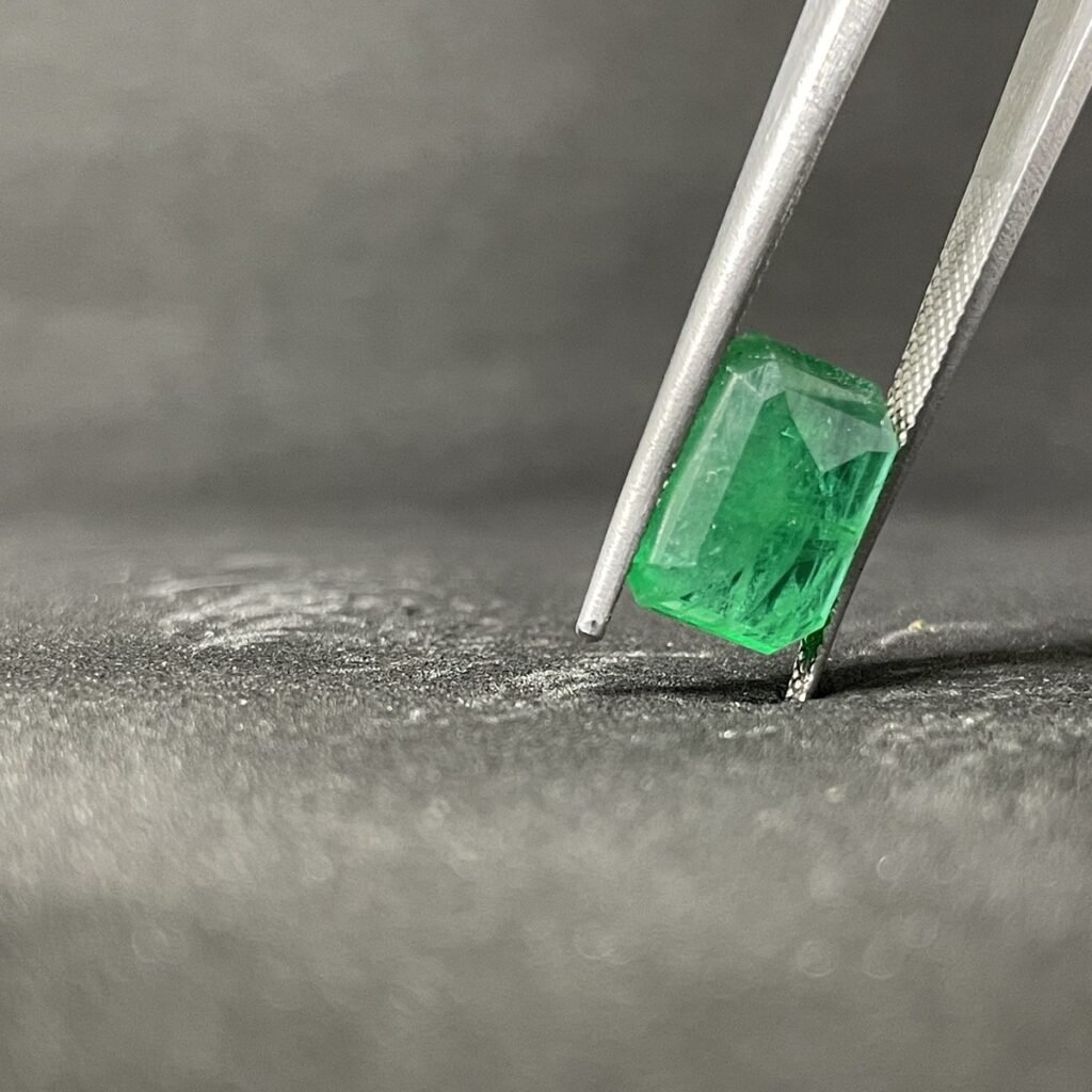 Natural Emerald - 5.46 Carats
