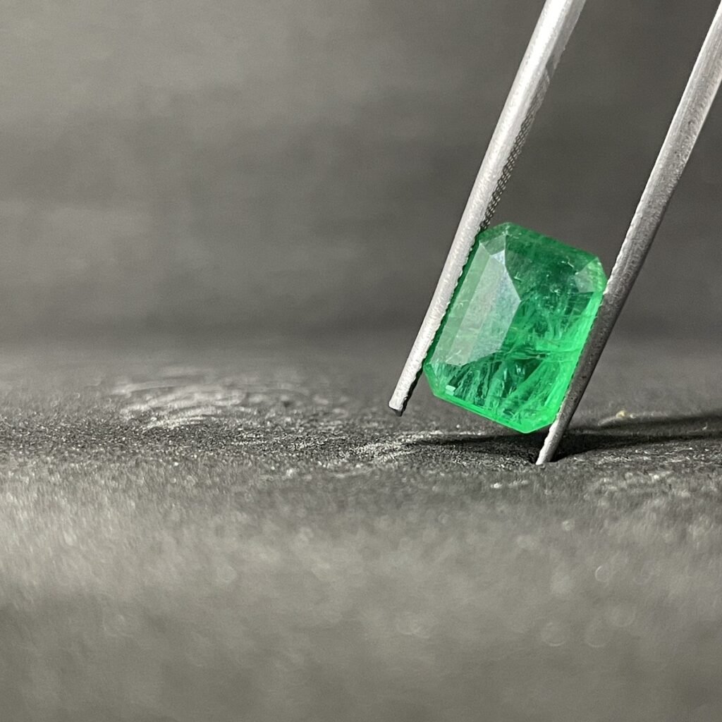 Natural Emerald - 5.46 Carats