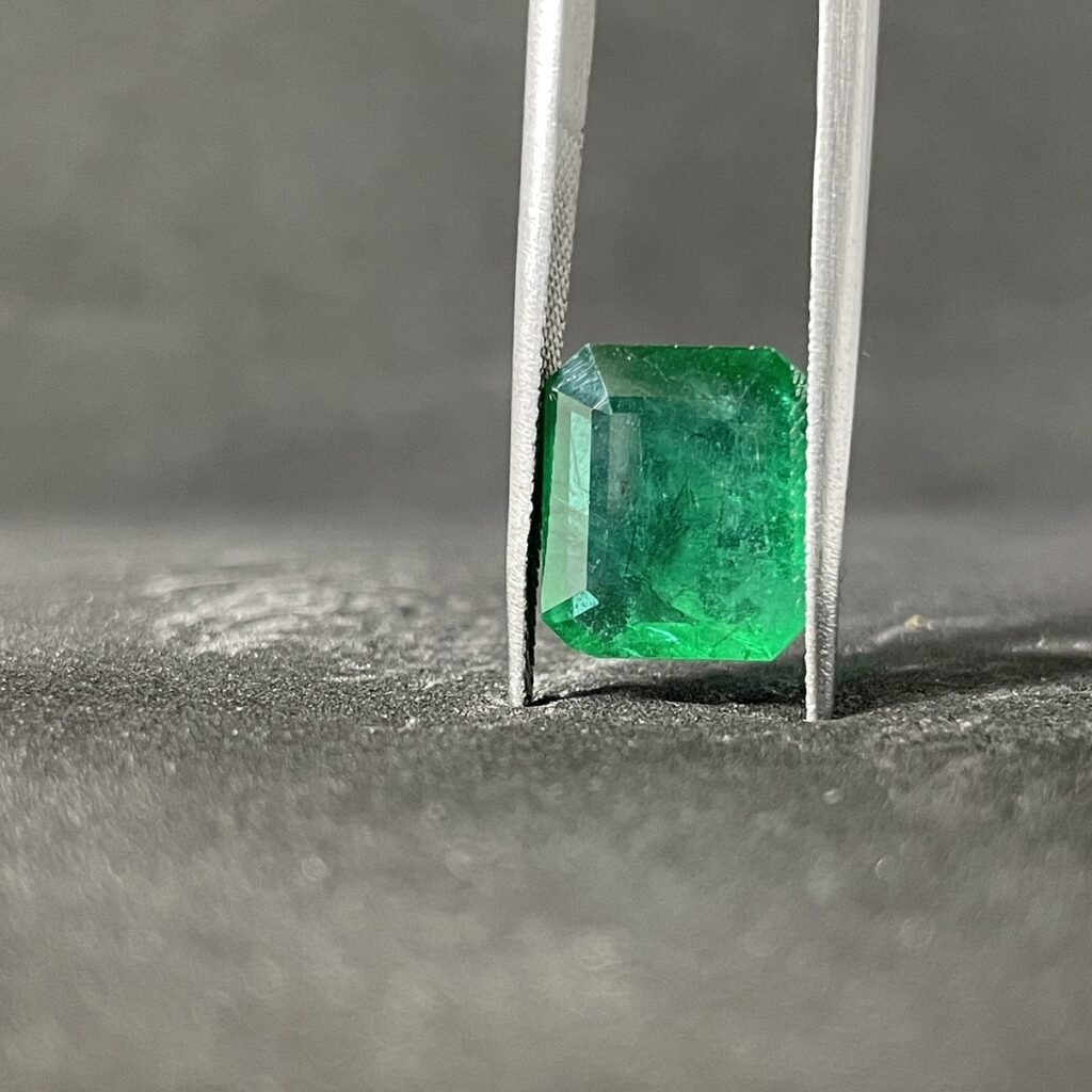 Natural Emerald - 6.21 Carats