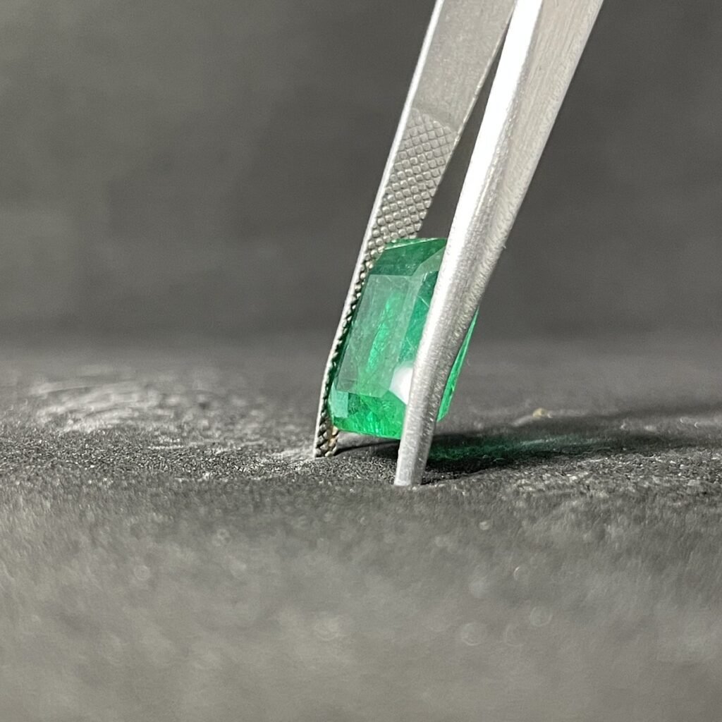 Natural Emerald - 6.21 Carats