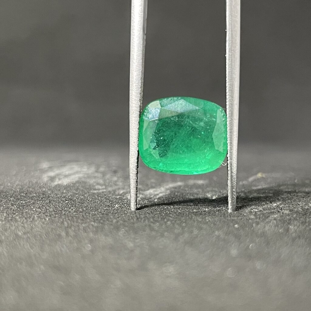 Natural Emerald - 5.06 Carats