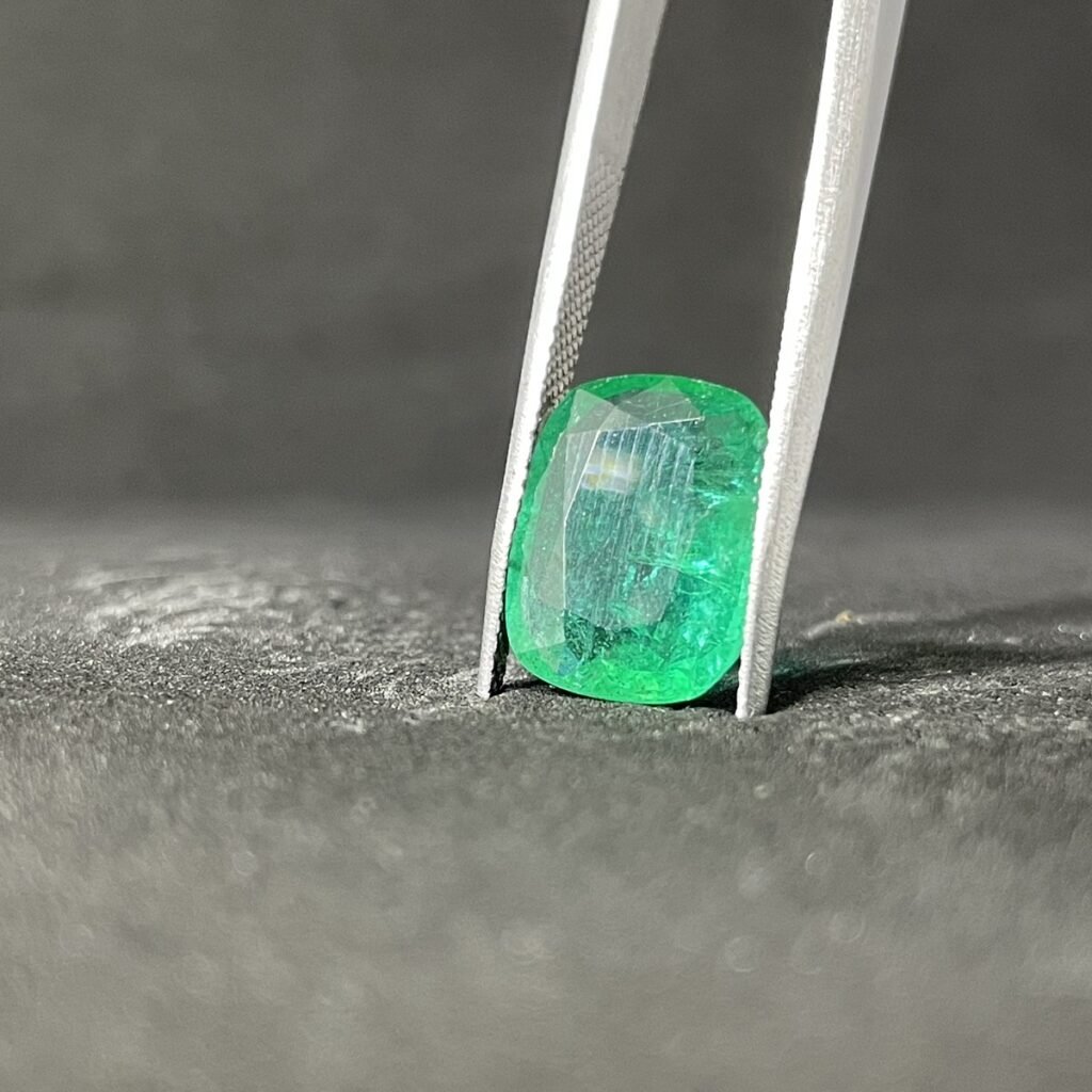 Natural Emerald - 5.36 Carats
