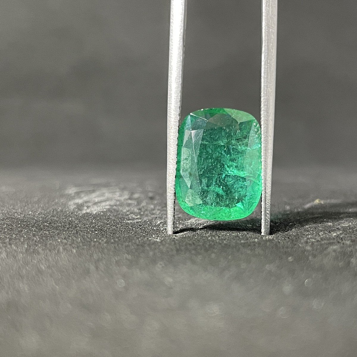 Natural Emerald – 5.36 Carats Natural Emerald - 5.36 Carats
