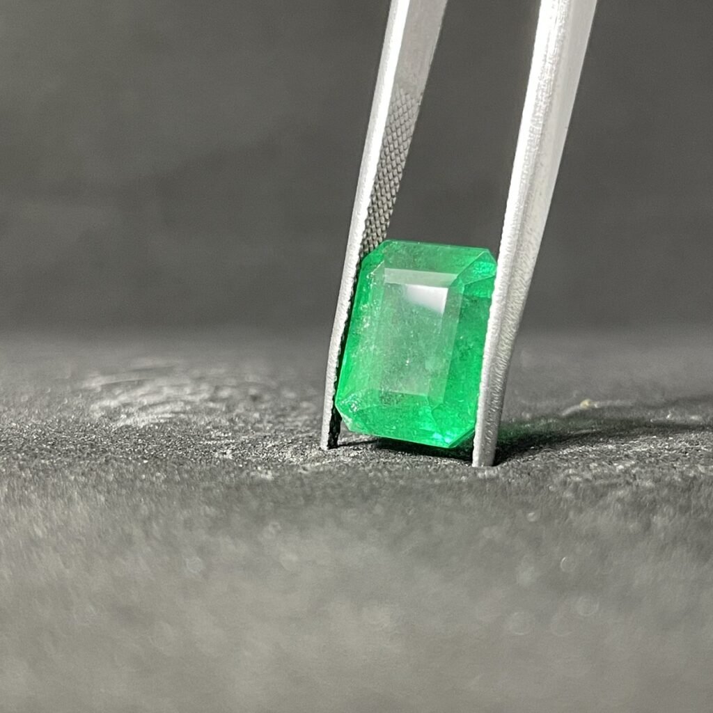 Natural Emerald - 7.25 Carats