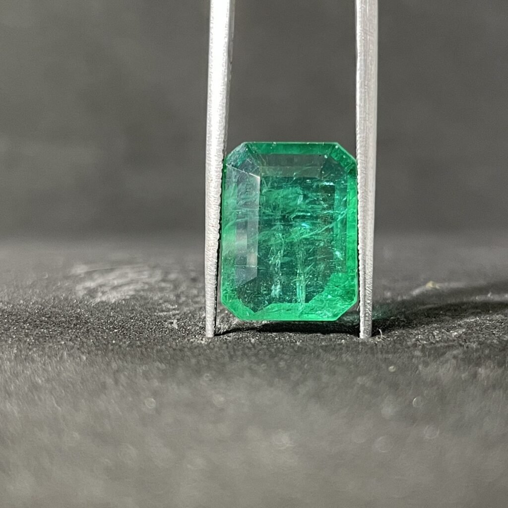 Natural Emerald - 7.25 Carats