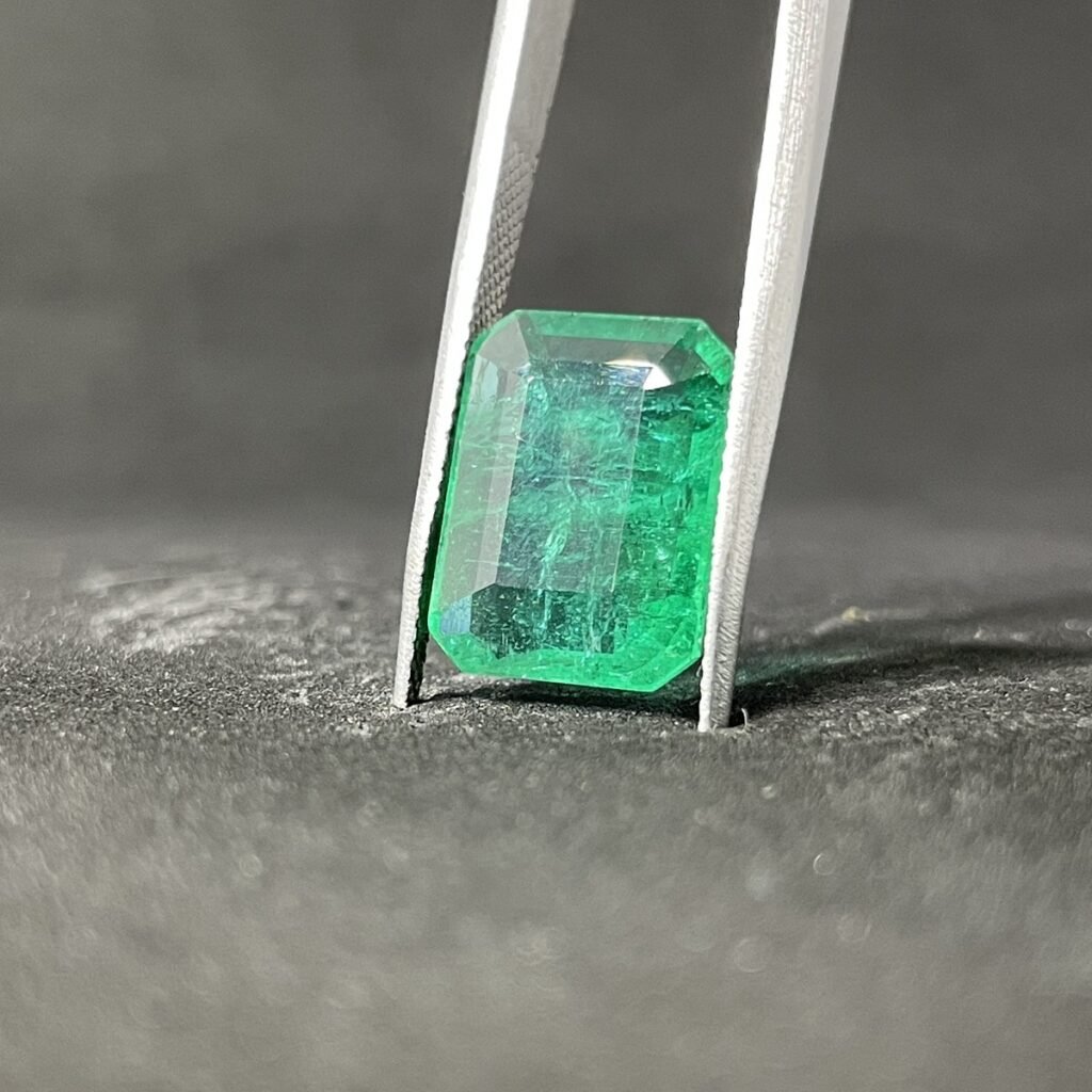 Natural Emerald - 7.25 Carats