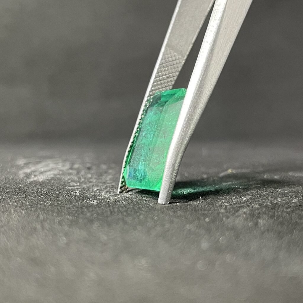 Natural Emerald - 7.25 Carats