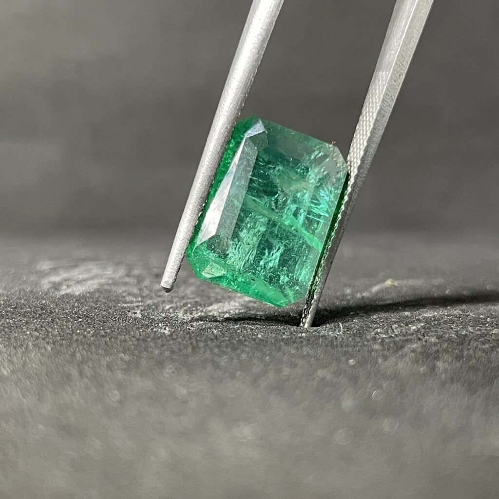 Natural Emerald - 7.25 Carats